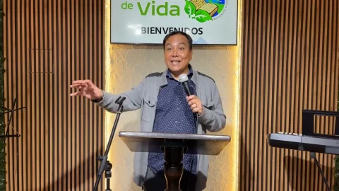 apostoles y profetas pastor luis bravo